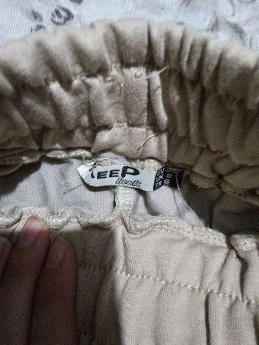 Pantaloni de trening