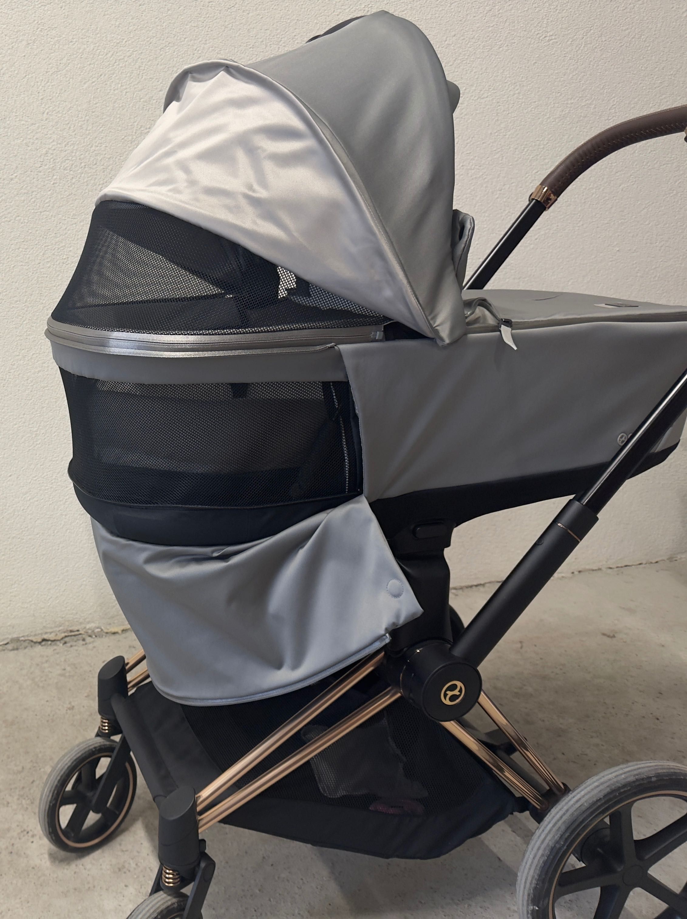 Бебешка количка Cybex Praim 4 Lux