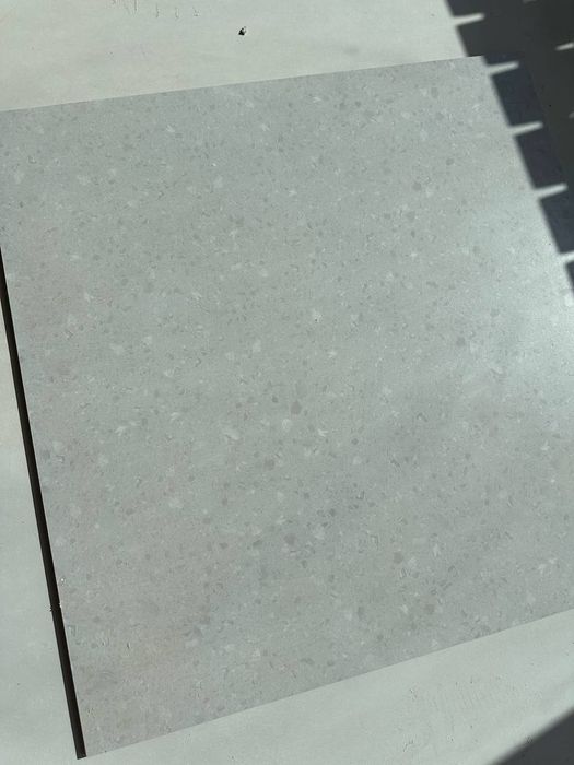 Продам кафель за 2800