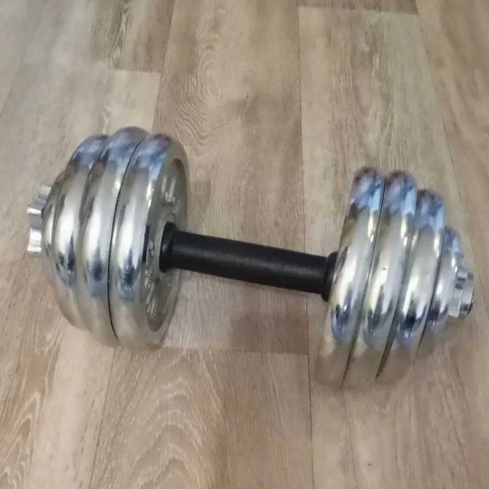 Продаются новые гантели с регулируемым весом