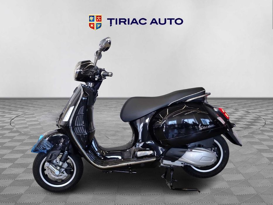 Piaggio Vespa GTS300