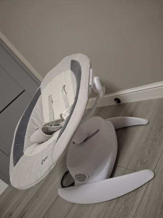 Leagan electric bebelusi / Balansoar Caretero