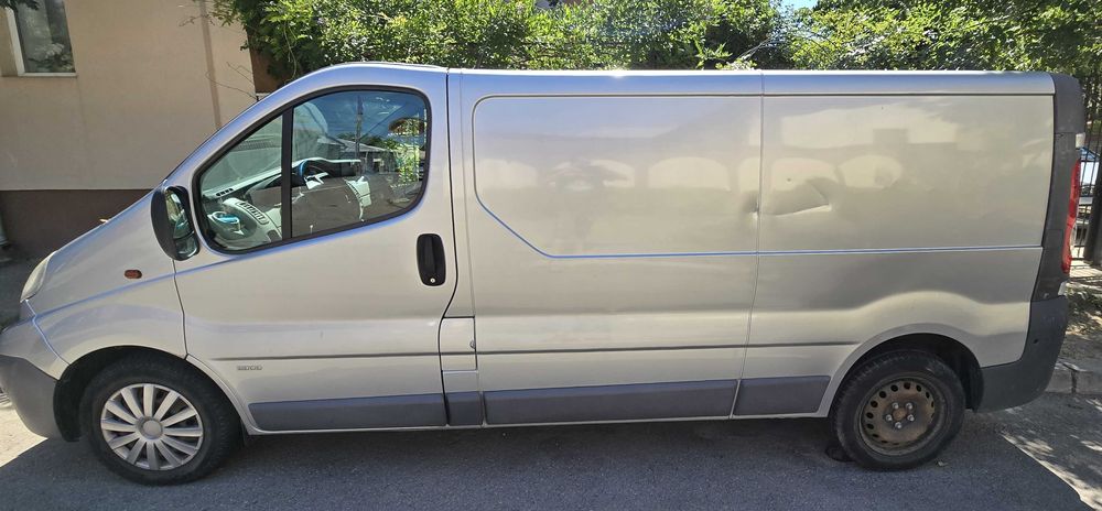 Vand Opel Vivaro 2011 Gri Metalizat 253465 km