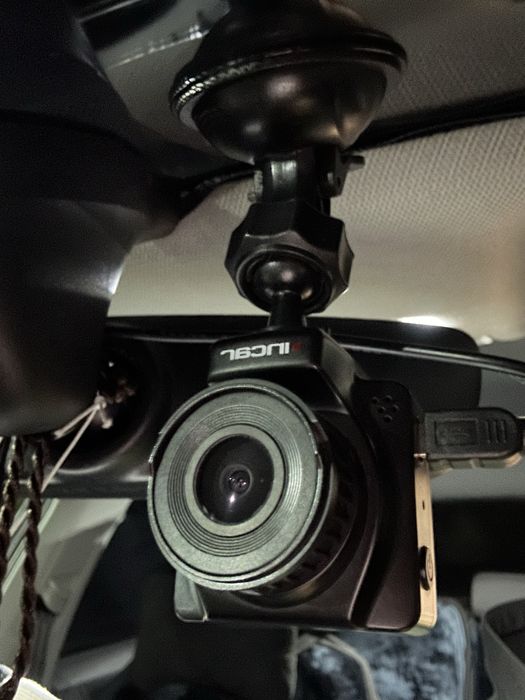 Продам видеорегистратор incar wifi