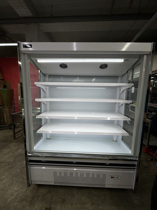 Холодильники Витринные под напитки молочку для тортов