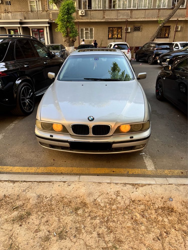 BMW e39 1999года