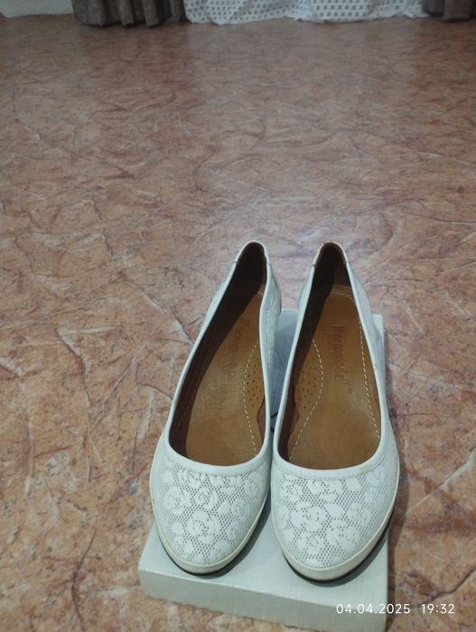 Туфли белые продажа