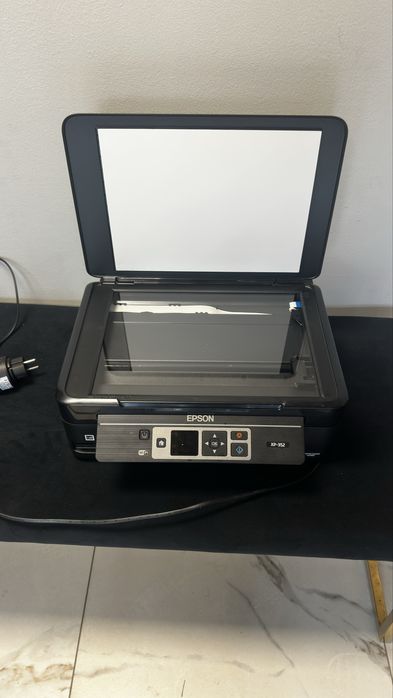 Цветен принтер/Скенер EPSON XP-352