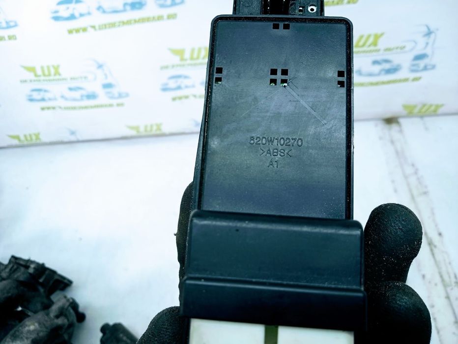 Panou butoane geamuri 620w10270 Hyundai Accent MC  [din 2006 pana  2011]