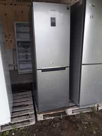 Холодильник  LG Рабочем состоянии 100%