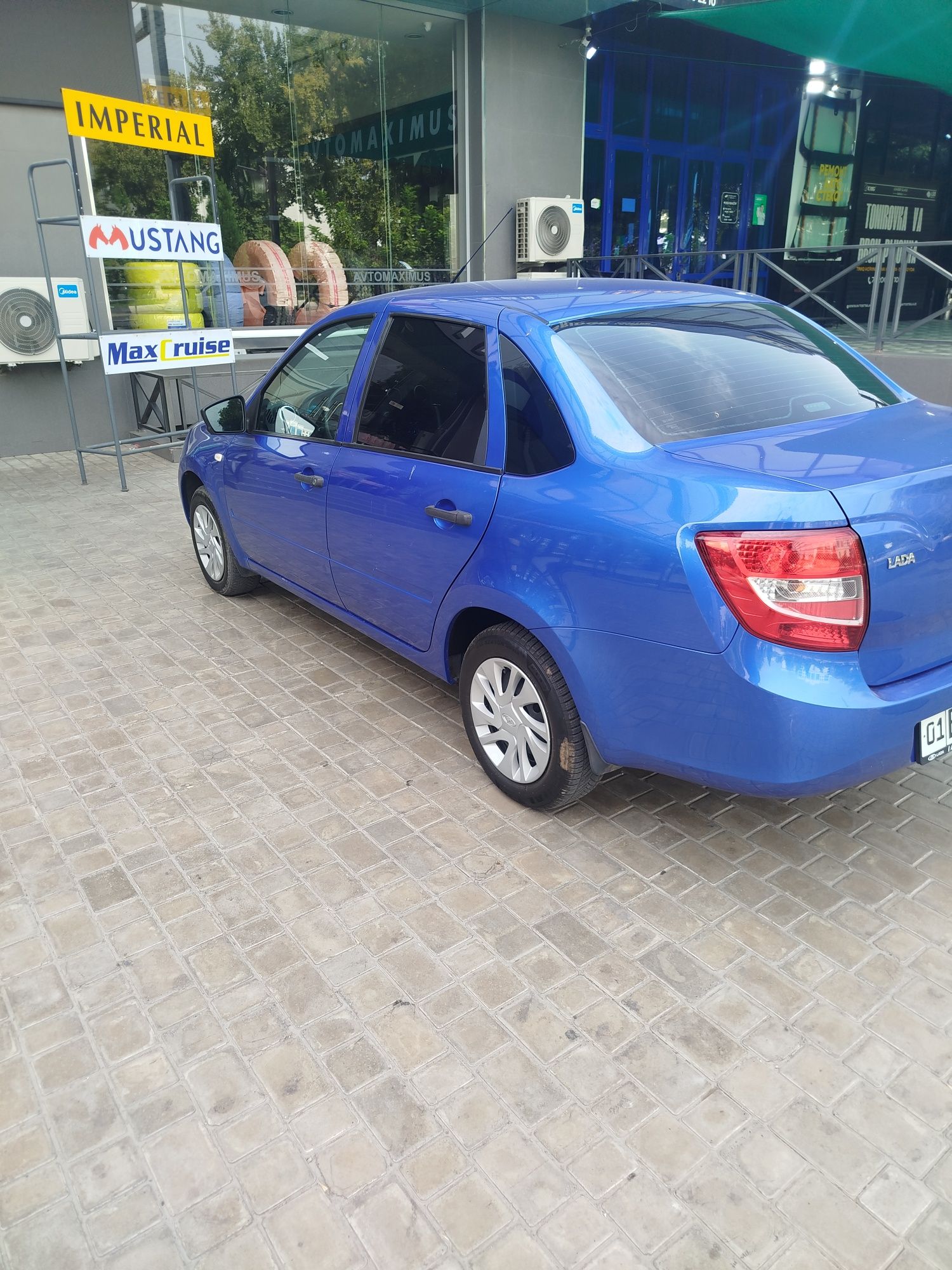 Lada Granta sotiladi
