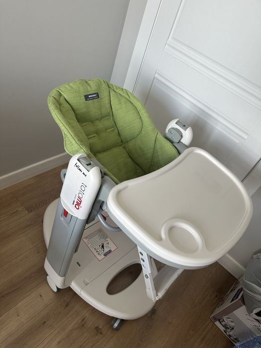 Стульчик для кормления Peg Perego Tatamia follow me 3в1