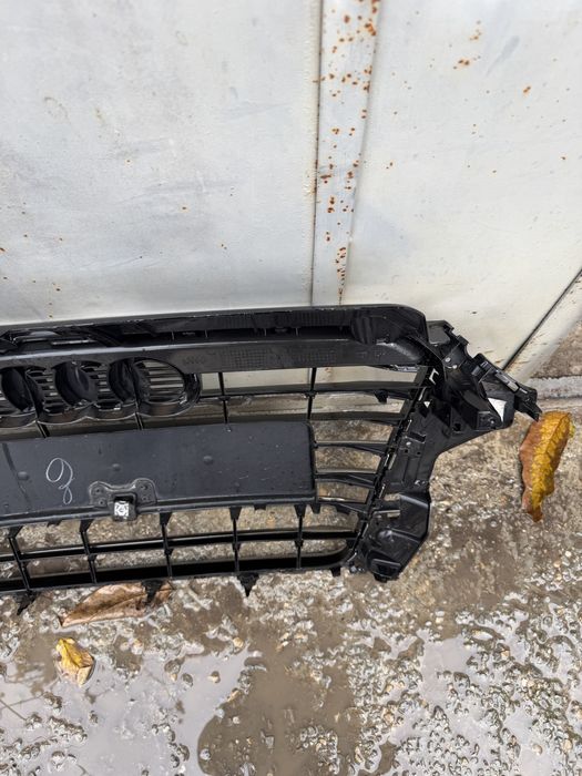 Audi a3 8v предна Решетка