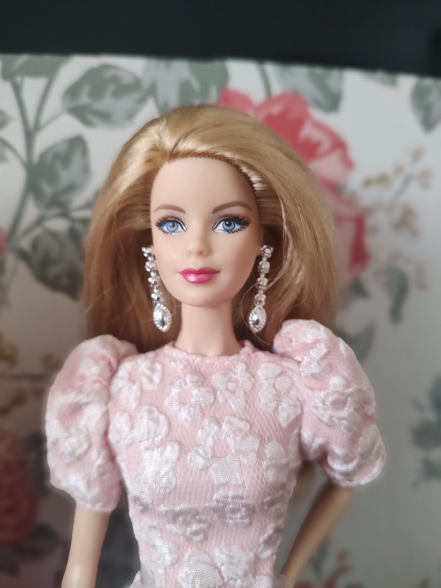 Barbie Holiday 2010 si 2015