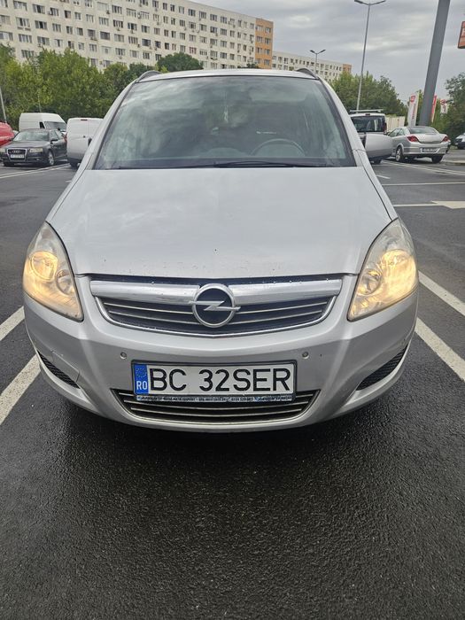 Opela zafira B 2010 1.7 diesel 6 trepte 7 locuri