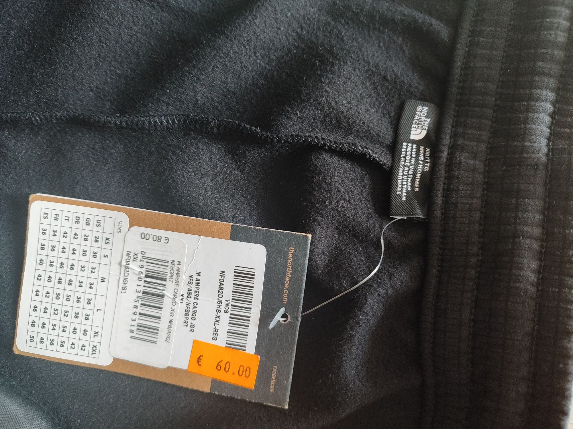 Чисто ново спортно долнище The North Face  XXL