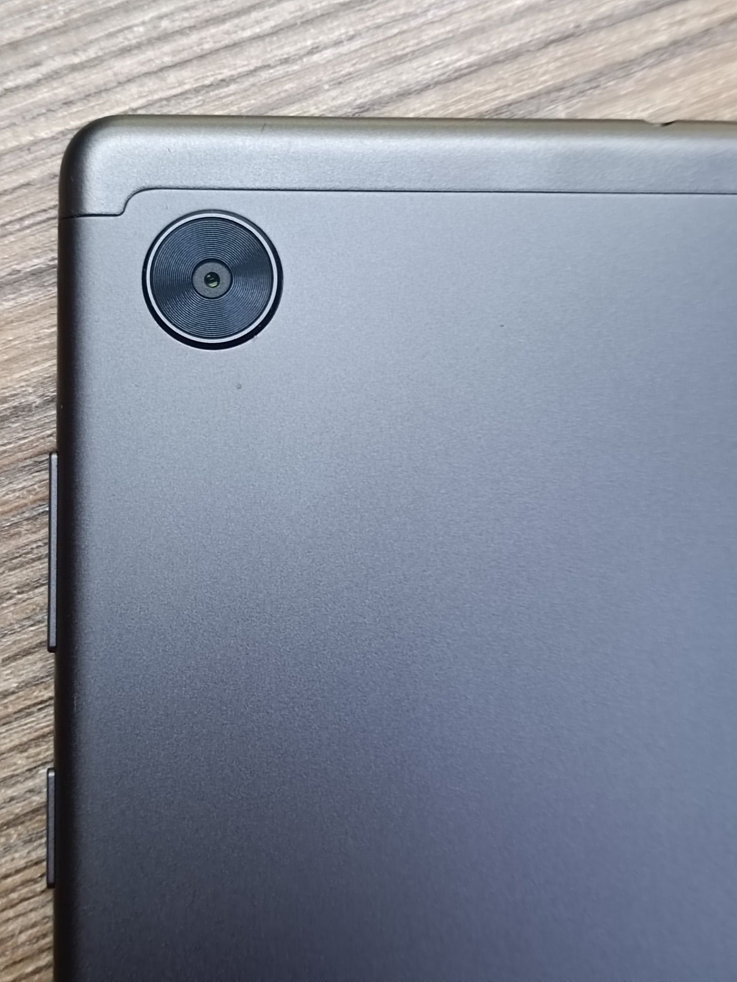 Таблет Lenovo M10 Plus