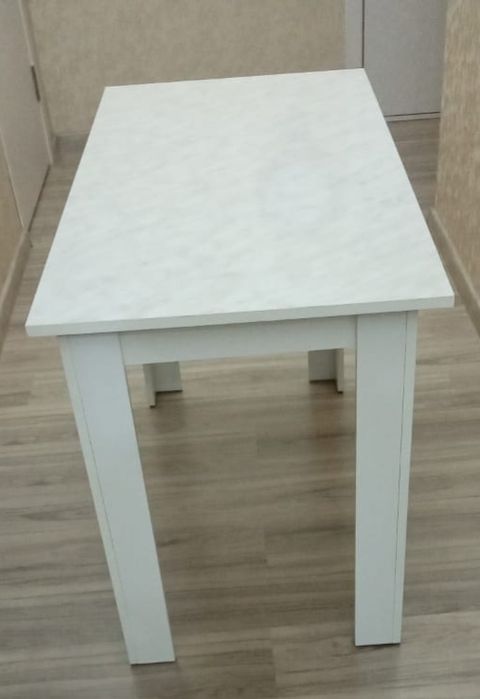 Стол кухонный новый белый 120х60