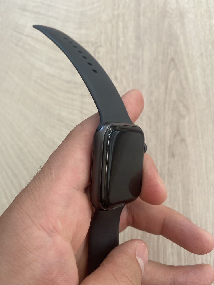 Apple watch SE 44mm