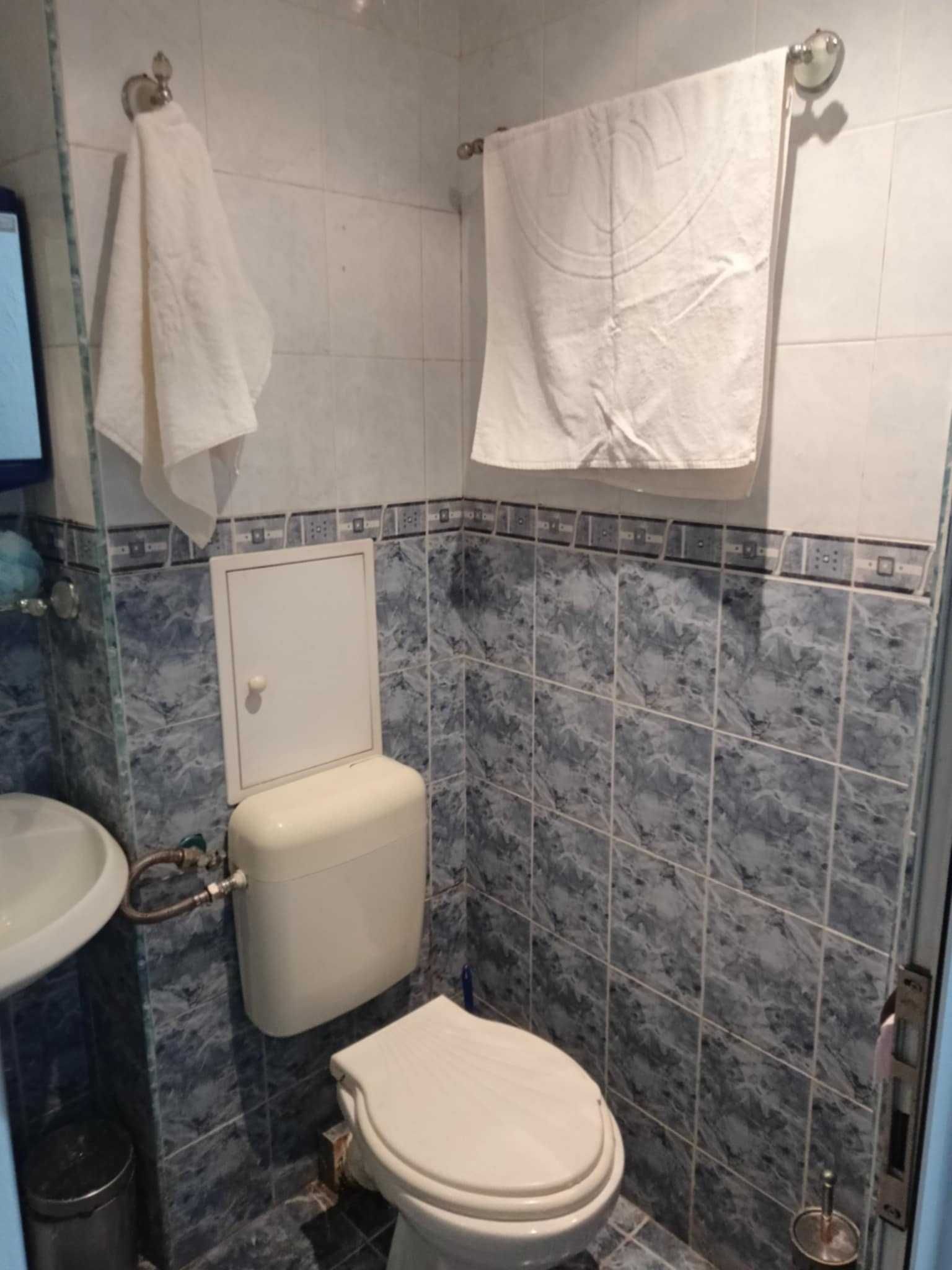 Продавам двустаен  апартамент