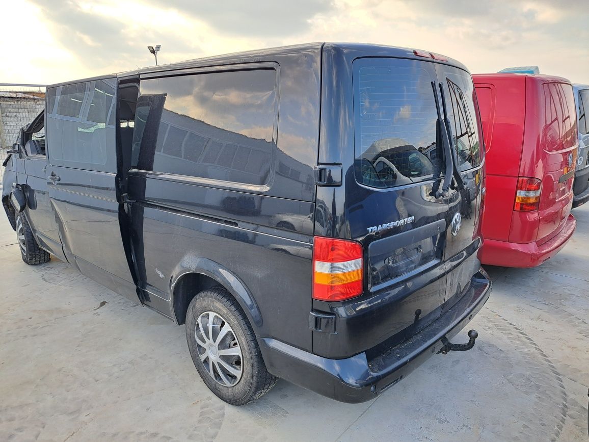 Фолксваген Транспортер Т5 2.5ТДИ  VW Transporter T5 2.5 131 НА ЧАСТИ