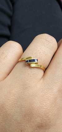 Золотое кольцо с сапфирами 750 проба