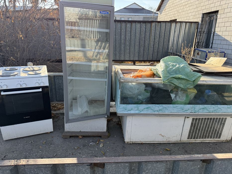 Холодильник и электрически печь