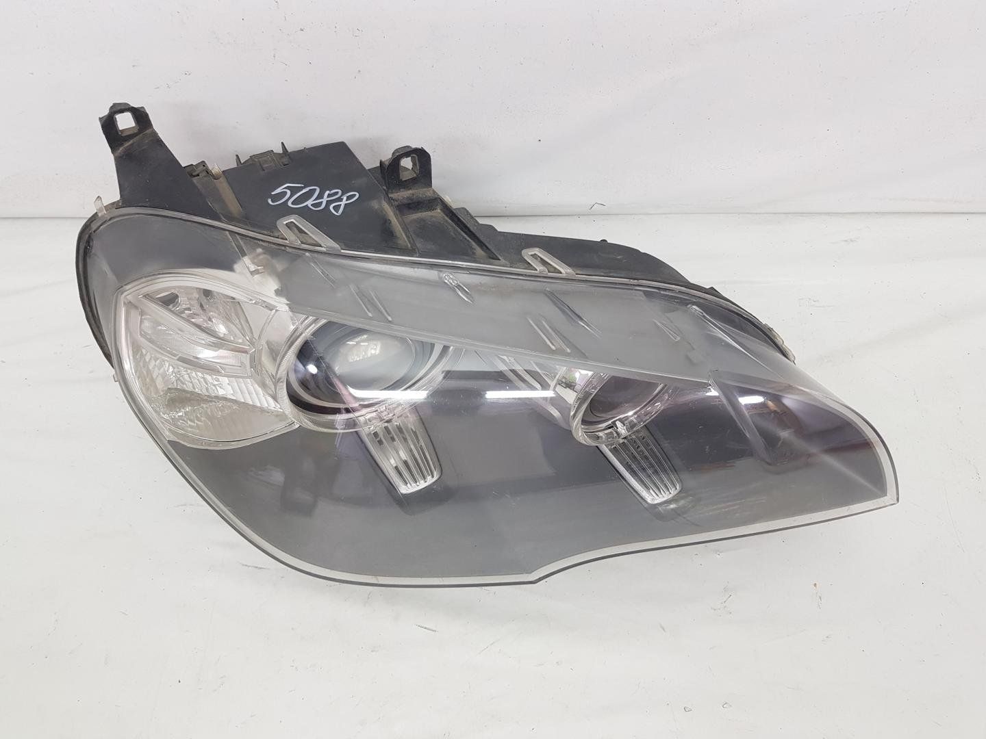 Far dreapta Xenon Adaptiv BMW X5 E70 LCI facelift dupa 2010
