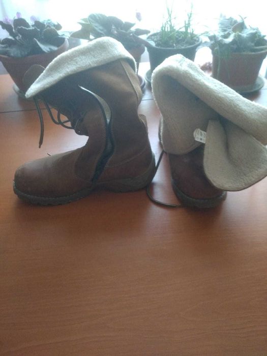 Vand cizme de dama din piele naturala imblanite