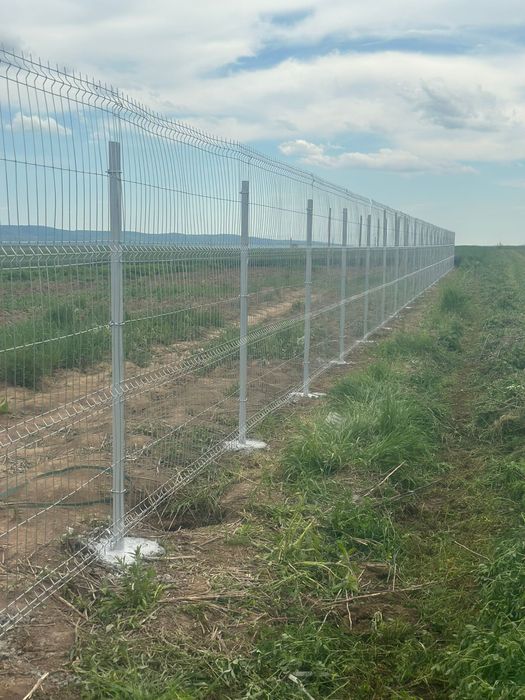 Construim garduri si porti la comanda