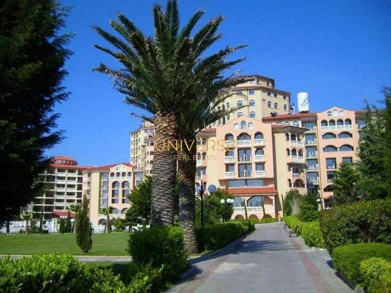 Продава се Двустаен апартамент в к.к. Елените - 106 кв.м за 614 €/кв.м - Снимка #12