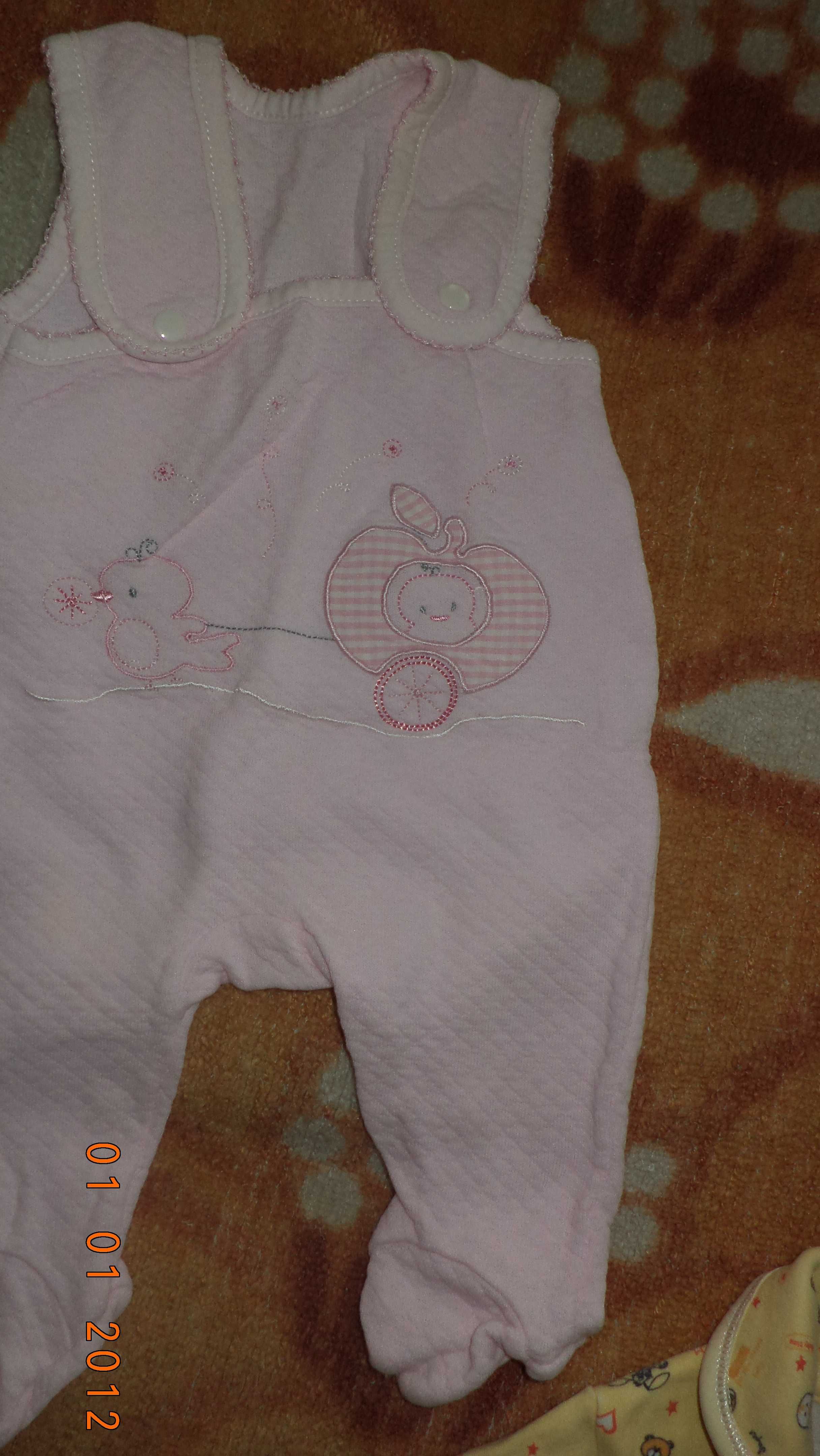 На вашето внимание - Детски ДАТСКИ гащеризони за 6м до годинка.`