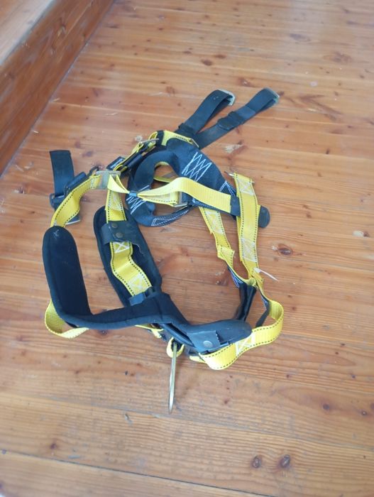 Професионален предпазен колан за работа на височина и строителство