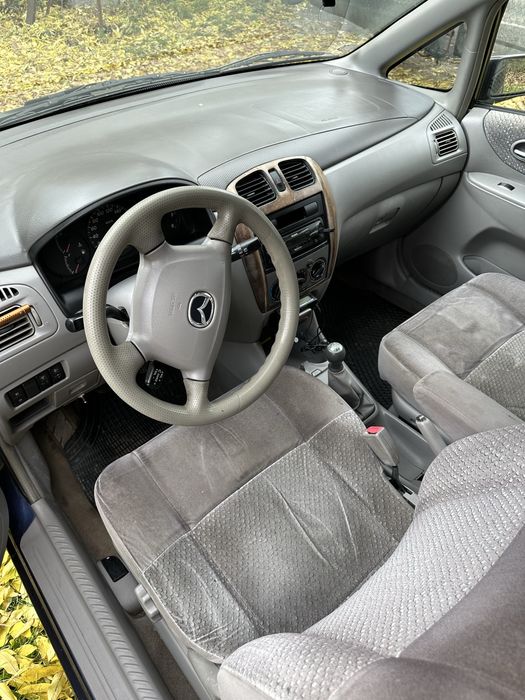 Vând Mazda Premacy 1.9