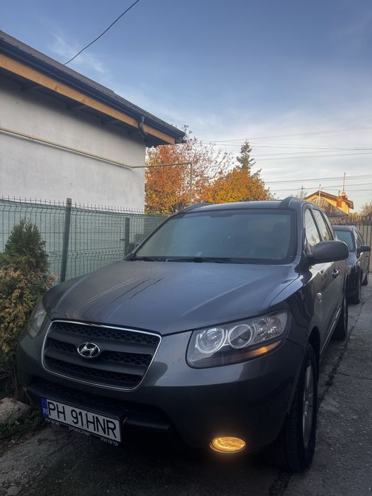Vand Hyundai Santa fe 2.2 diesel ,4X4  5000 euro usor negociabil