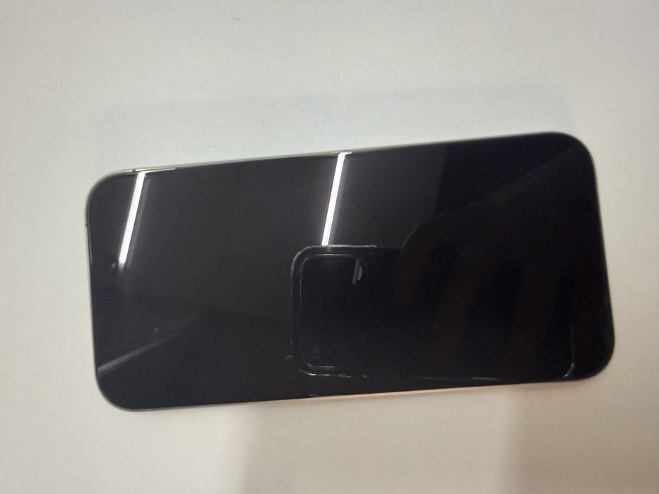 Продам iPhone 15 pro ,128 гб