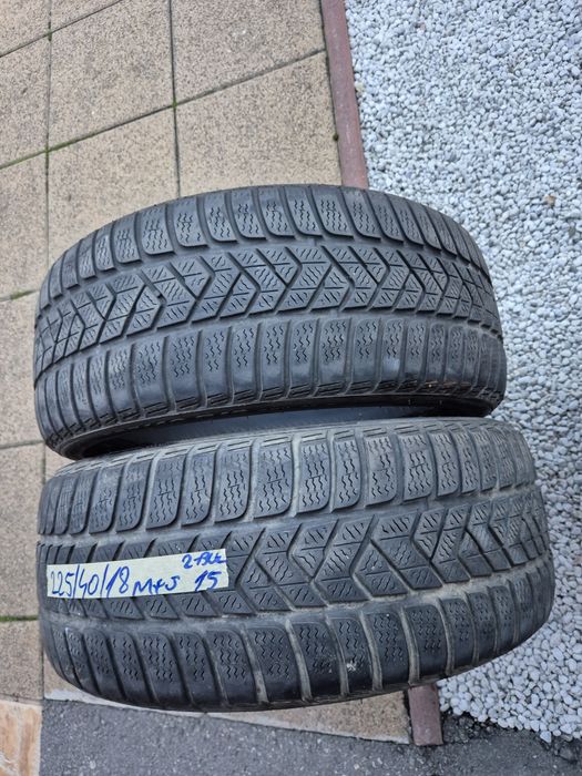 Vând cauciucuri 225/40/18 M+S 2 buc imp Germania//Pirelli//