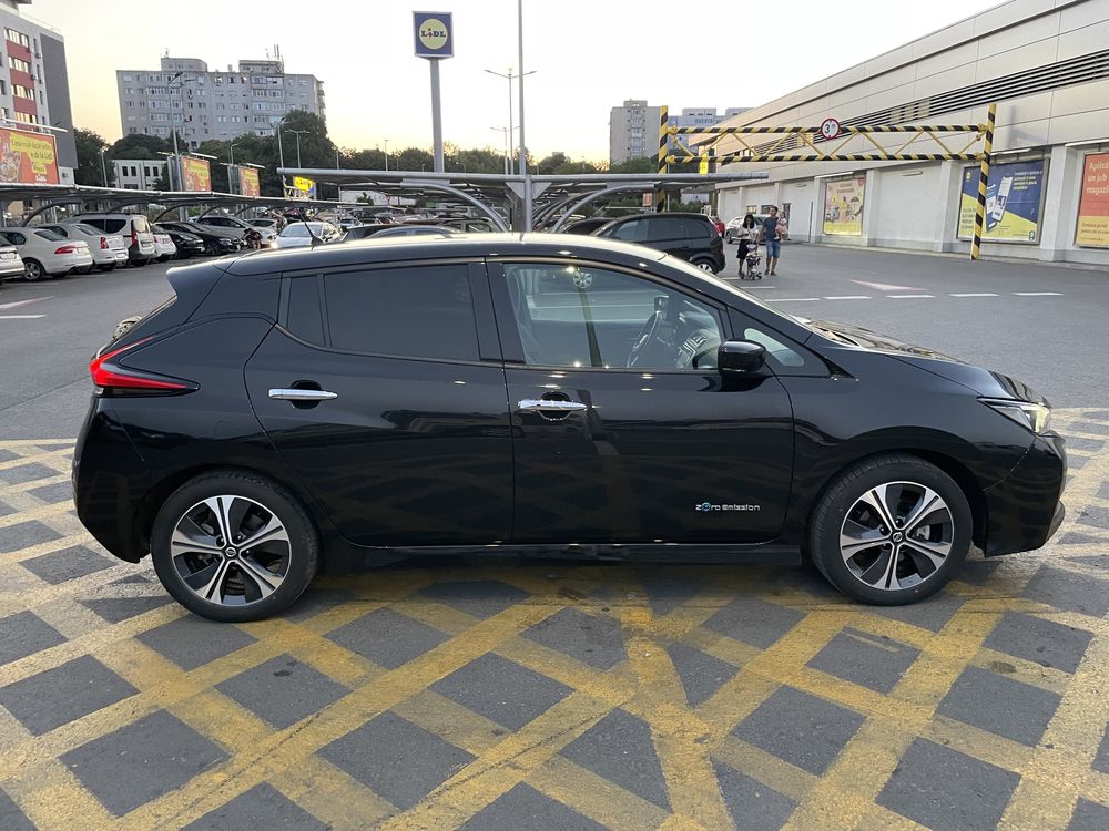 Vand sau schimb Nissan Leaf impecabil