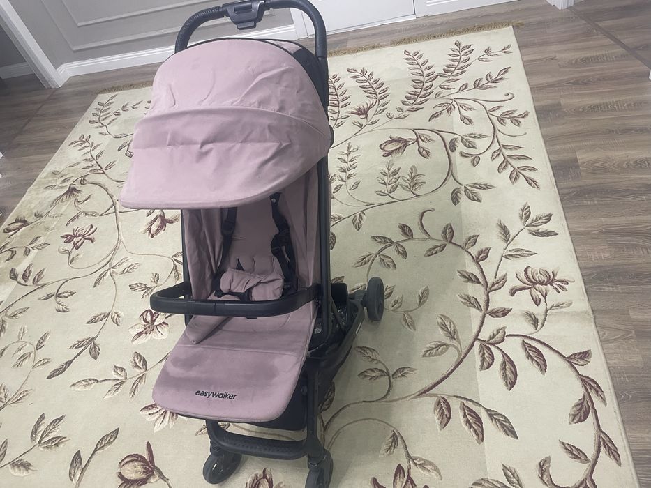 продаю коляску easy walker