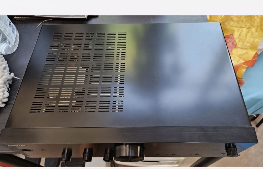 Vând AmplificatorOnkyo A-9130.