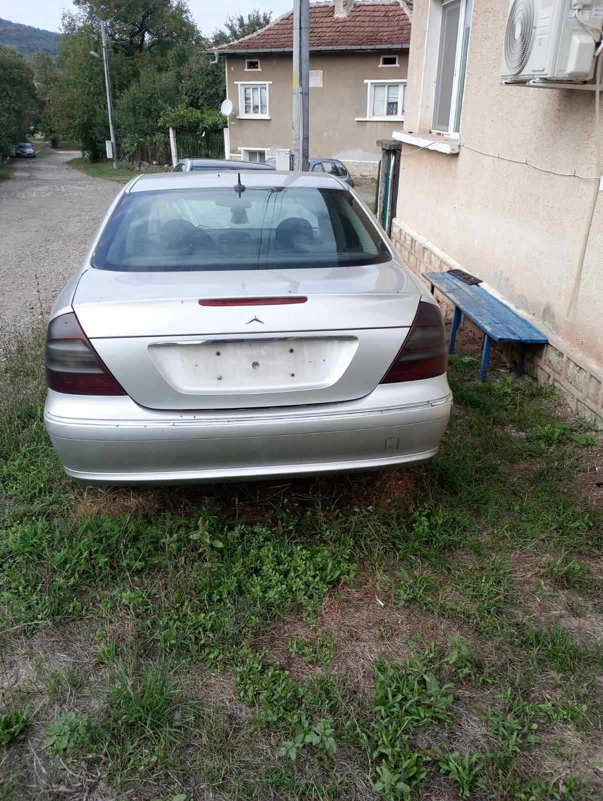 Мерцедес Е270 177к.с. 2003г Автоматик