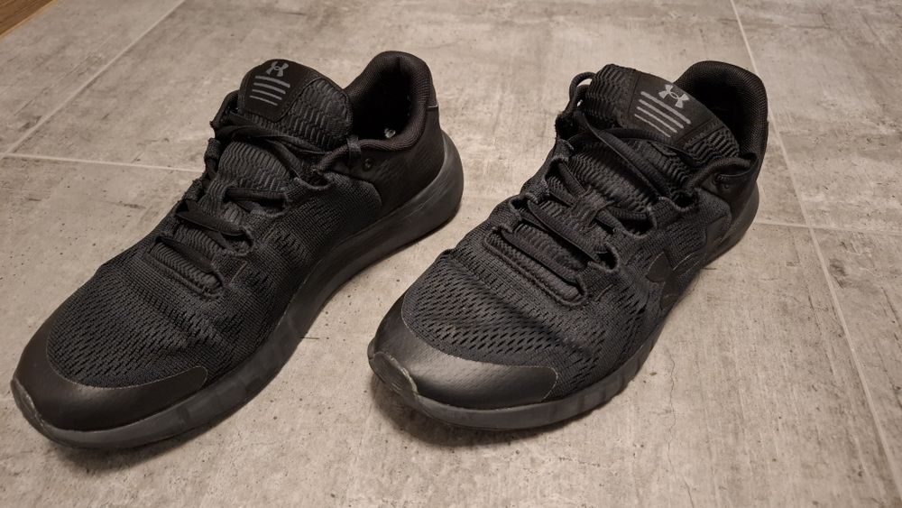 Мъжки маратонки Under Armour 43 номер (27,5 см)