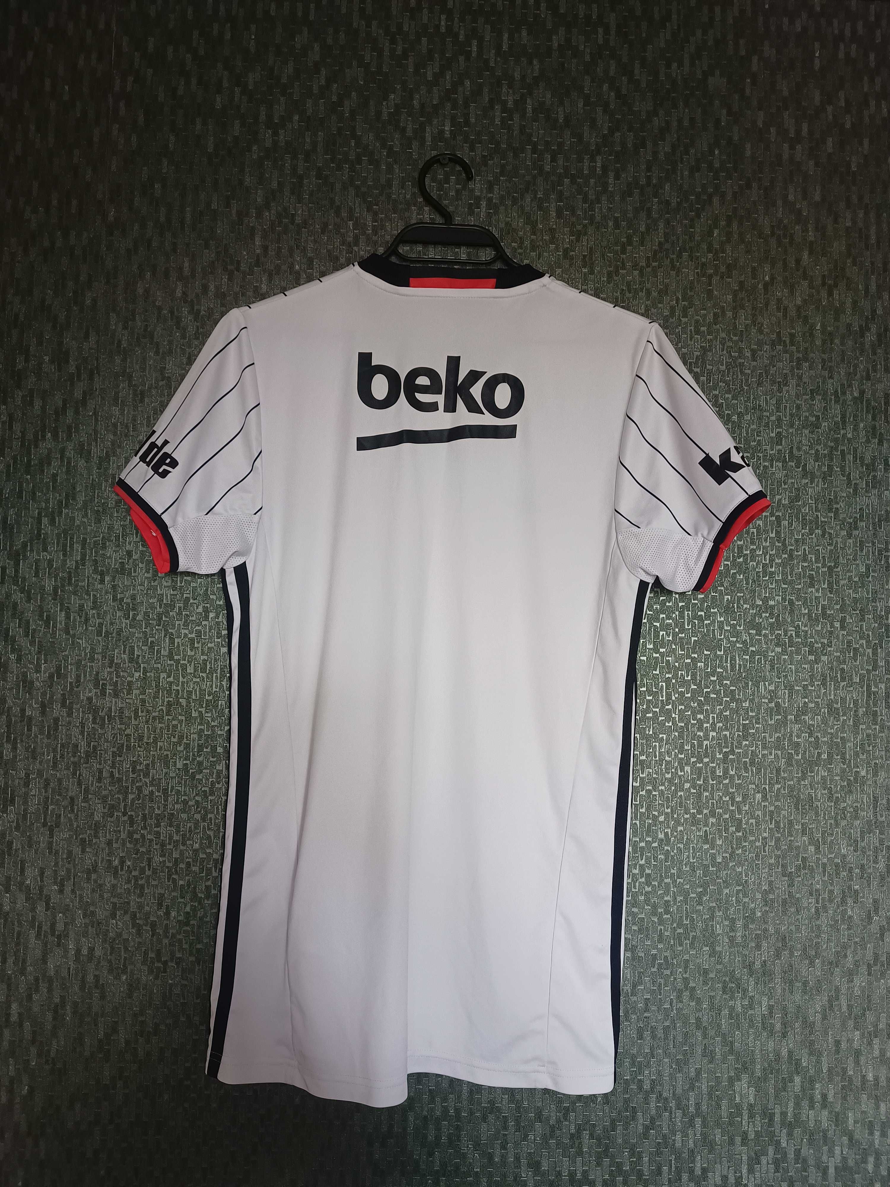 Оригинална футболна фланелка на Бешикташ/Besiktas