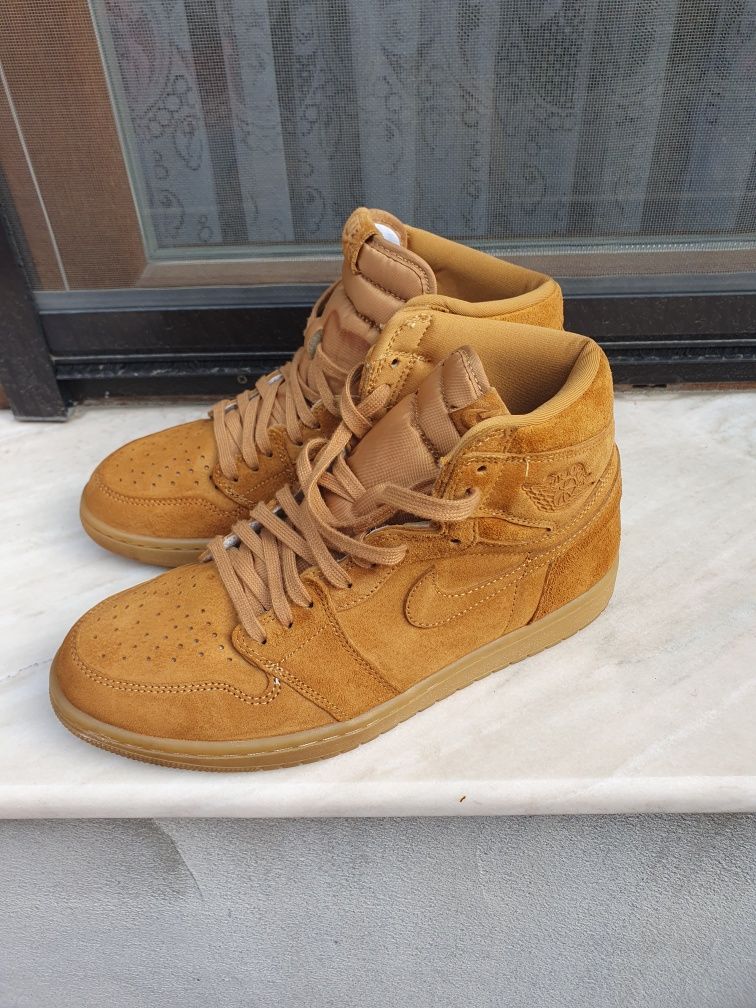 Nike Air Jordan 1 Retro High Wheat