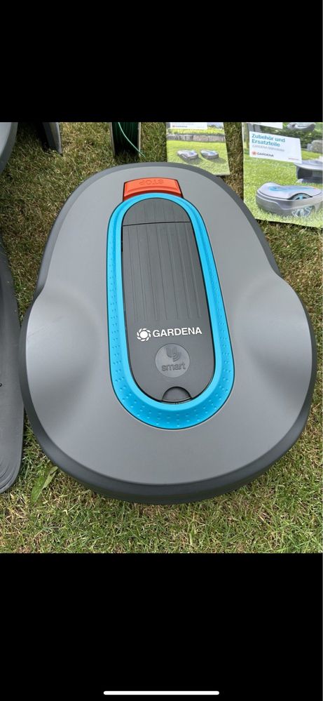 Gardena Sileno Smart Life 750 робот за косене с гараж