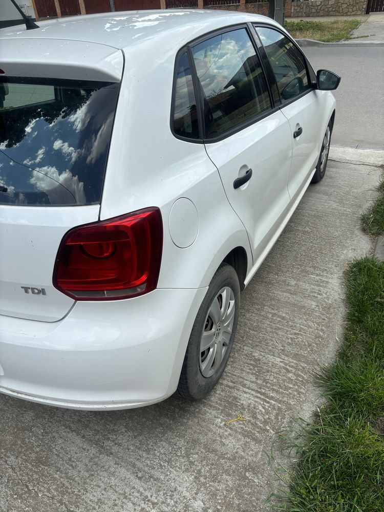Vand Polo diesel 1.2 anul 2011