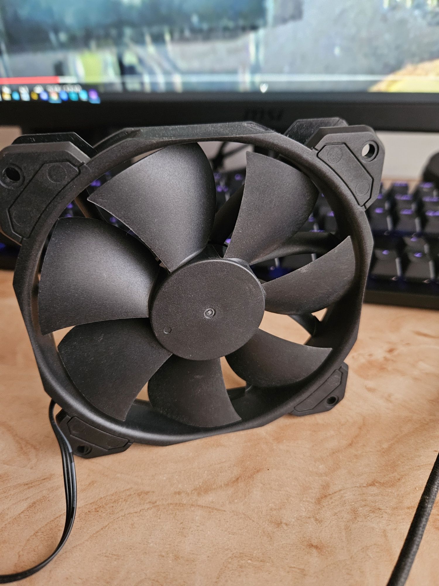 Ventilatoare Corsair 120MM