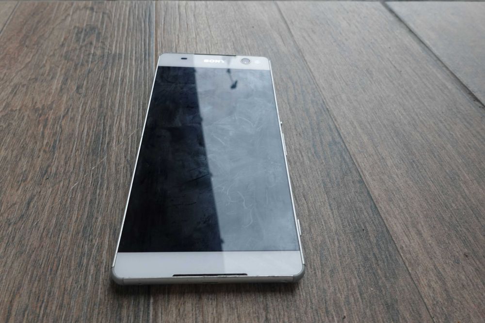 Sony Xperia C5 Ultra defect alb