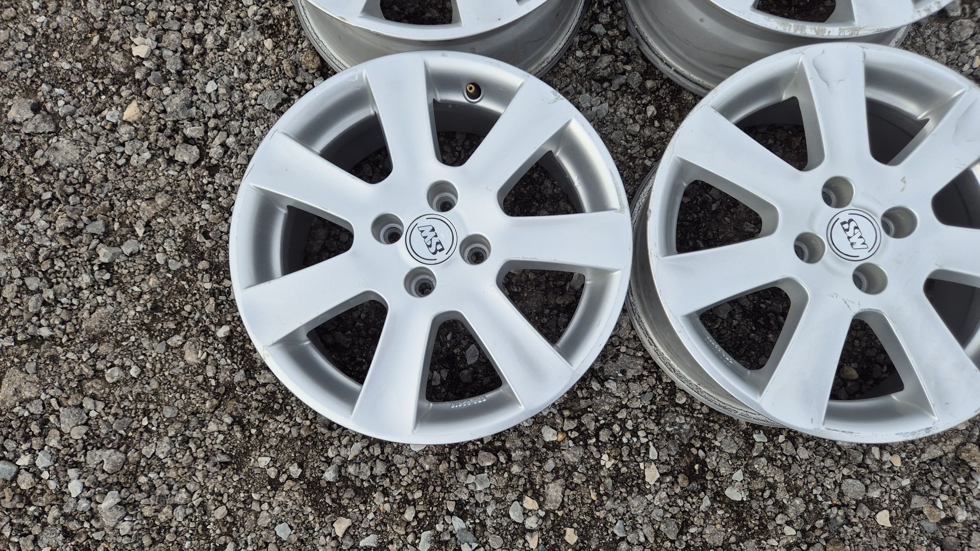 Джанти BORBET 4/100 VW,Honda,Toyota 4x100