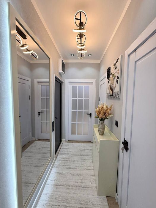 Квартира на Чиланзар 8 квартал  2*3/1/4 общ пл 55м ,балкон 2*6